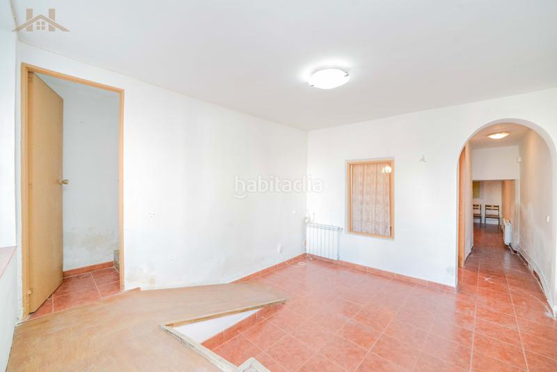 Foto f48bc6f4-ca5c-4baf-8c93-676f7d55497b. Semi detached house with heating in Serranillos del Valle