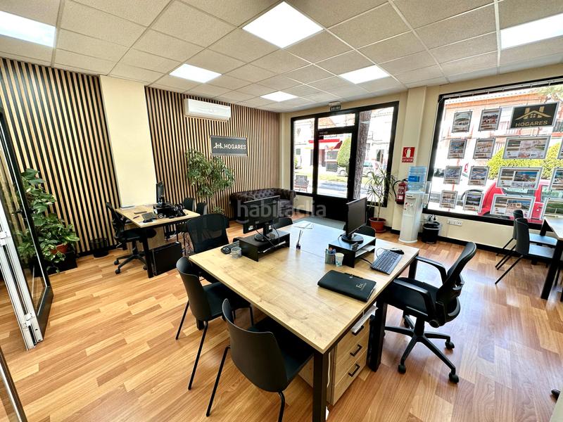 Foto 4ad79773-49d6-4902-9238-7e8545de2e9f. Chalet avec cheminée parking piscine dans Álamo (El)