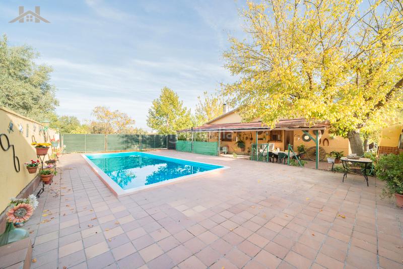 Foto 634fe324-2169-4835-826e-e32cf43cc6d6. Chalet avec cheminée parking piscine dans Álamo (El)