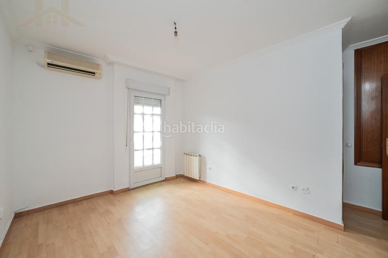 Foto 0c7ec779-0645-4b5a-8b82-e1775e454e4f. Casa adosada adosado en el álamo en Álamo (El)