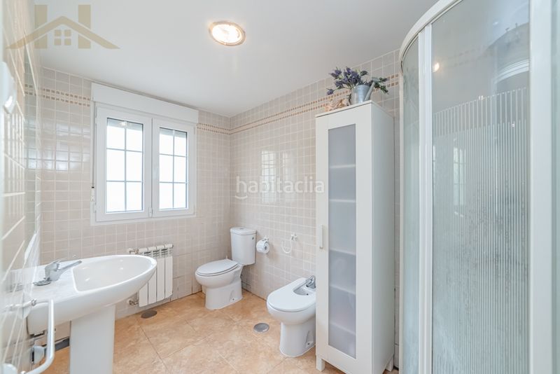 Foto d38c72f2-fce0-4559-b949-300a9846e410. Xalet amb calefacció aparcament piscina a Álamo (El)