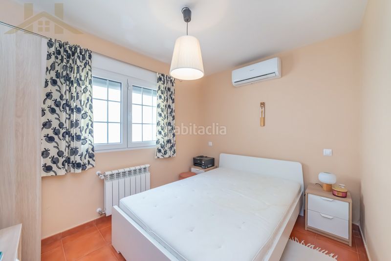 Foto d9f34f91-b718-45b8-9394-d631a8e5a006. Xalet amb calefacció aparcament piscina a Álamo (El)