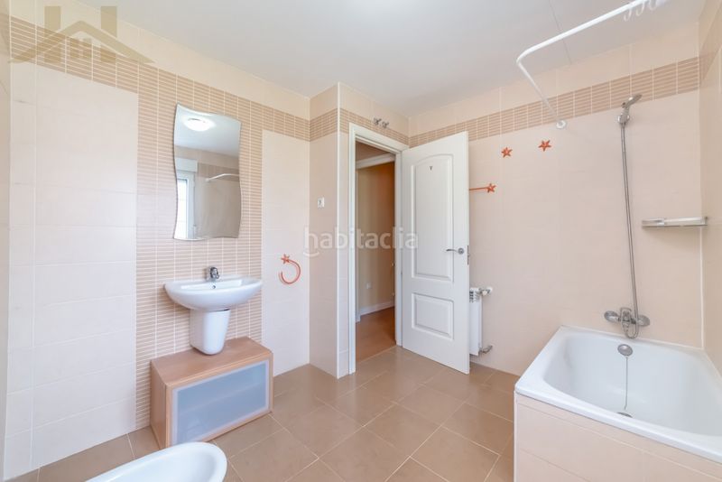 Foto fc4da0be-5f38-47f0-a4c9-8fc1ca049c5b. Xalet amb calefacció aparcament piscina a Álamo (El)