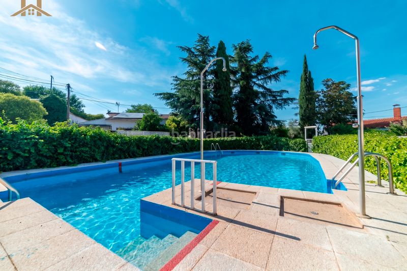 Foto 099590de-93f9-4dbd-acb8-7fb637040a44. Casa amb xemeneia calefacció aparcament piscina a Álamo (El)