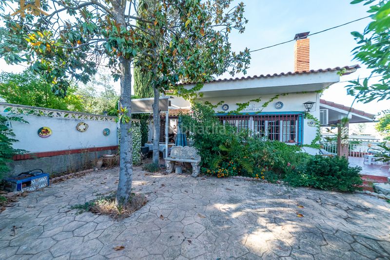 Foto b21413b7-55fc-4a25-9c67-c54f0132f99b. Casa amb xemeneia calefacció aparcament piscina a Álamo (El)