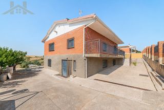 Chalet in Álamo (El). Chalet independiente