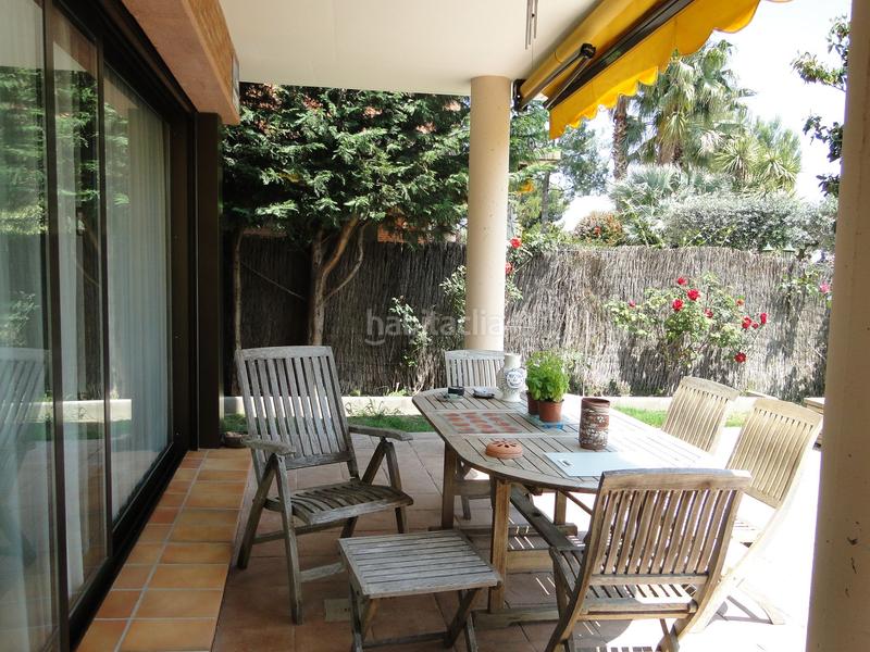 Foto cdb2da30-4b62-409c-aaed-b29ed2f5a17f. Maison jumelée avec chauffage parking piscine dans Can Roca Castelldefels