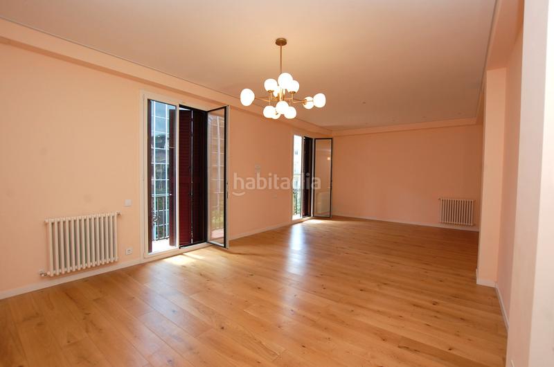 Foto 50833639-f03a-4e82-9873-0772356a85e1. Piso amplio piso reformado en el centro en Dreta de l´Eixample Barcelona