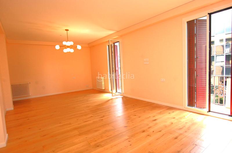 Foto 7b7f5de4-2504-4b3a-80b1-35471534f5c6. Piso amplio piso reformado en el centro en Dreta de l´Eixample Barcelona