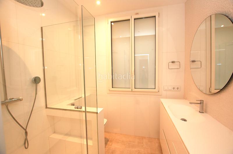 Foto d3bbb223-1784-4c7a-bc11-72e1013c3b34. Piso amplio piso reformado en el centro en Dreta de l´Eixample Barcelona