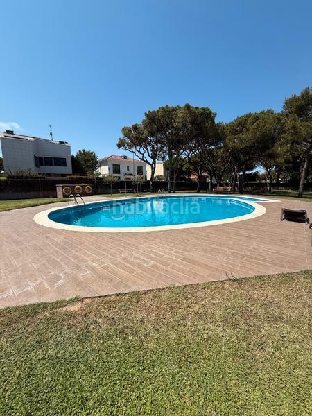 Foto 551d1217-b5ec-4656-a8a7-65ed4d217f76. Planta baja  muy cerca de la playa en Gava Mar Gavà