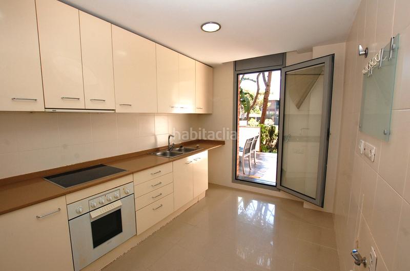 Foto 570701f2-9a8c-4585-b775-37fc9586dd2b. Planta baja  muy cerca de la playa en Gava Mar Gavà