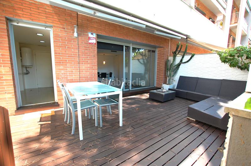 Foto 675dbd1b-a9a9-4fe0-b2d2-a08c31b64d00. Planta baja  muy cerca de la playa en Gava Mar Gavà