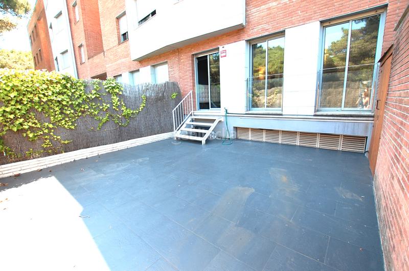 Foto 845d3f01-1198-429b-b442-82e16398328b. Planta baja  muy cerca de la playa en Gava Mar Gavà