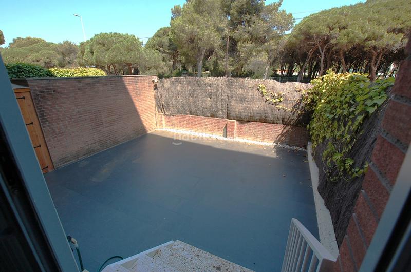 Foto a4282439-09de-4884-968f-20c94b0217a7. Planta baja  muy cerca de la playa en Gava Mar Gavà