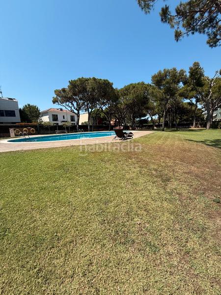 Foto c3a42490-74fe-4be5-a5fe-652b375c481a. Planta baja  muy cerca de la playa en Gava Mar Gavà