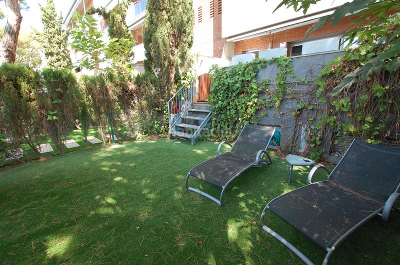 Foto edd667c3-94df-40b7-aa20-1f83b2a044e7. Planta baja  muy cerca de la playa en Gava Mar Gavà