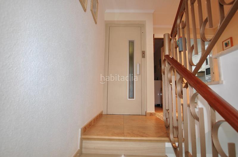 Foto f1fe3f88-28d5-404a-8351-ca4bef88df51. Casa pareada bonita y céntrica casa pareada en Marianao Sant Boi de Llobregat