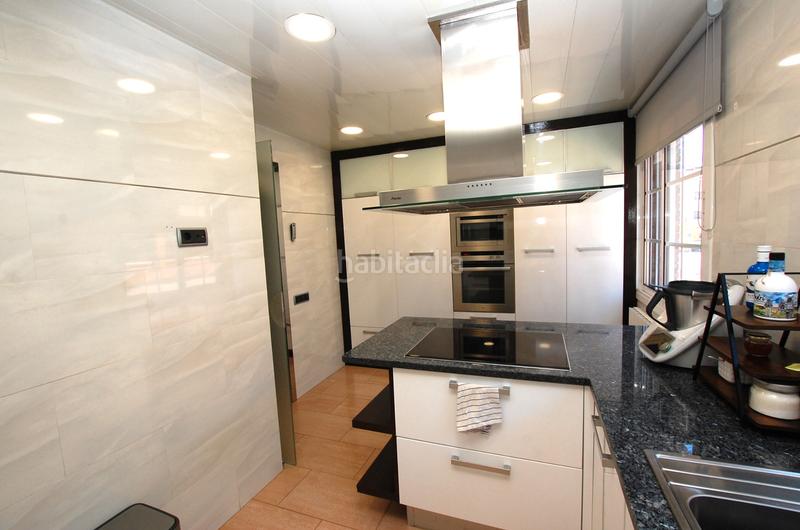 Foto 105c4a15-0bbc-4438-9b2b-8405fd48043a. Alquiler casa adosada bonita casa en centro del pueblo en Gavà