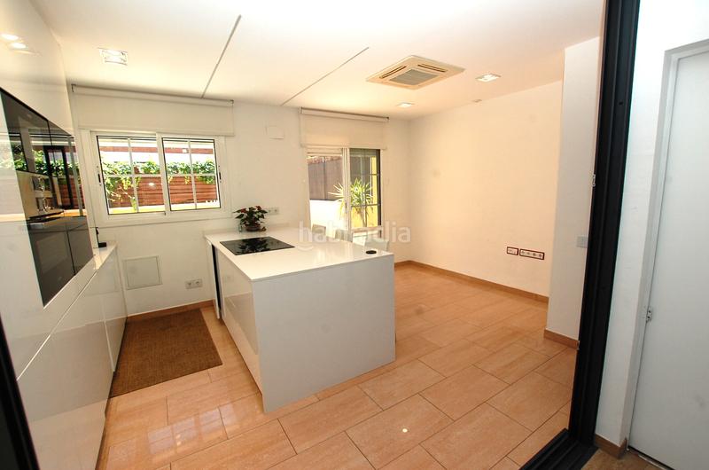 Foto 41f8ccc8-e3cd-4242-b0a6-6c15ceeaf6d2. Alquiler casa adosada bonita casa en centro del pueblo en Gavà