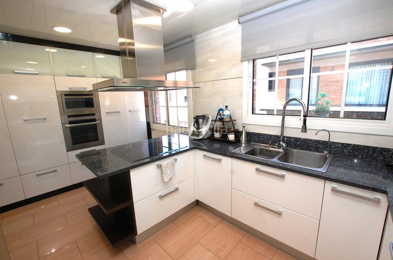 Foto 79915628-c412-4dc5-8813-91d60b68ab6e. Alquiler casa adosada bonita casa en centro del pueblo en Gavà