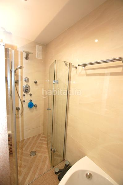 Foto c8d5f5a0-e435-4ac1-9c81-d0c99ed26f50. Alquiler casa adosada bonita casa en centro del pueblo en Gavà