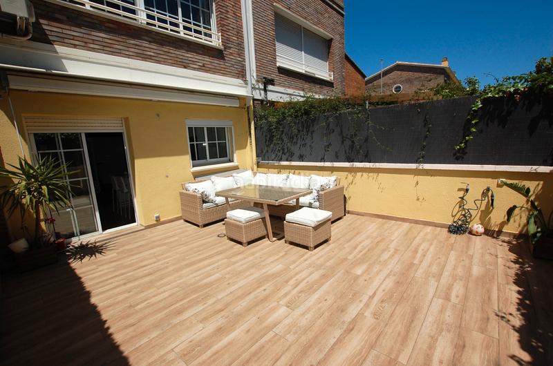 Foto d002ec43-6b49-4959-8e6c-e7162a069dc7. Alquiler casa adosada bonita casa en centro del pueblo en Gavà