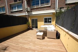 Location Maison jumelée à Passeig Maragall. Bonita casa en centro del pueblo