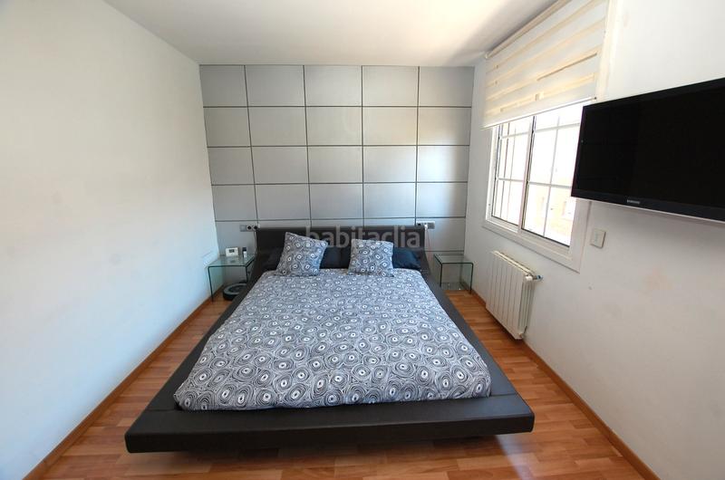 Foto 4817c5ad-f6a1-4951-ad3e-0263416fe1aa. Rent semi detached house with heating parking pool in Gavà