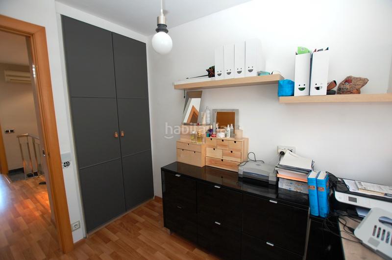 Foto 82d9b8e0-a66e-44af-91d9-7e4d7a3f86df. Rent semi detached house with heating parking pool in Gavà