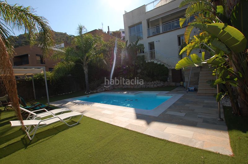 Foto 21858934-d21f-46dc-946b-829de8727615. Casa amb calefacció aparcament piscina a Levantina - Montgavina - Quintmar Sitges