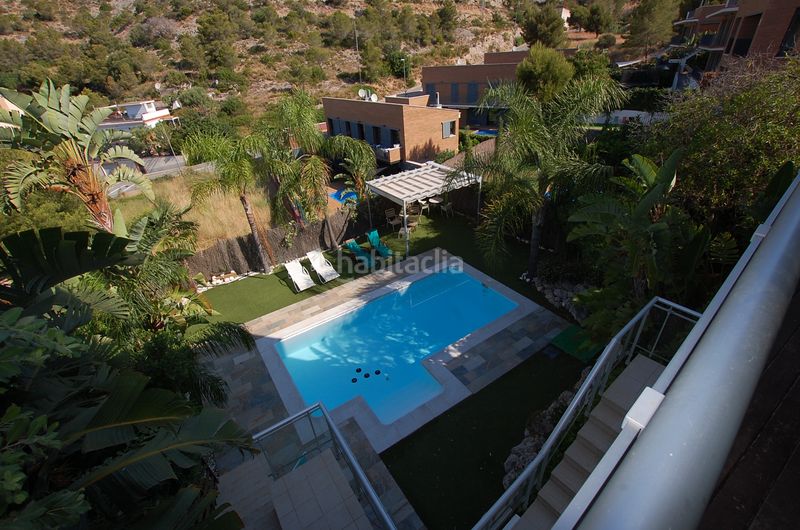 Foto 5f51f63c-7607-4e4a-932e-4859df99fab4. Casa amb calefacció aparcament piscina a Levantina - Montgavina - Quintmar Sitges