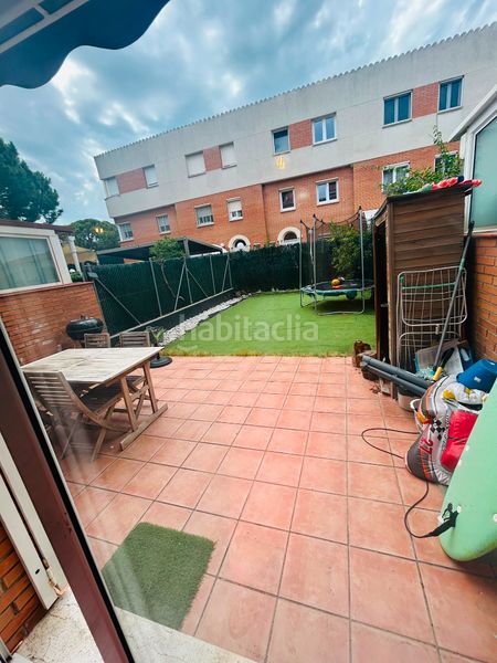 Foto eb696ae0-64de-479a-a2b5-31fcdd00ed1f. Casa adossada amb calefacció aparcament piscina a Gavà
