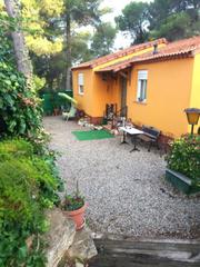 Xalet  Carrer portbou. Para entrar a vivir