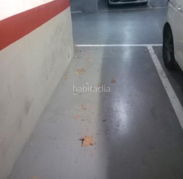 Foto e8da032b-e7fc-4d31-a602-bcb496bf20fa. Motorradparkplatz in carrer del bruc 38 in Nucli Urbà Esparreguera