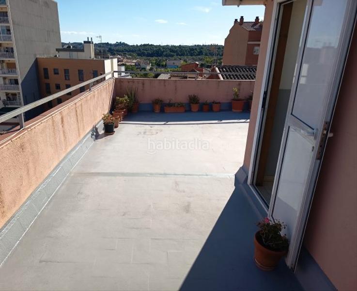 Foto 218bb4f0-b201-4898-8e65-08e293508a01. Casa ideal para dos familias en Nucli Urbà Esparreguera