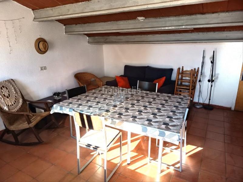 Foto c593f849-046a-45f5-817b-90506f5f8ef2. Casa ideal para dos familias en Nucli Urbà Esparreguera