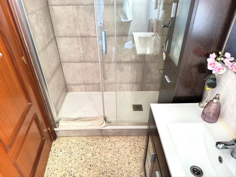 Foto ec314bed-e27b-48ba-92a8-73ffb88432ef. Casa ideal para dos familias en Nucli Urbà Esparreguera