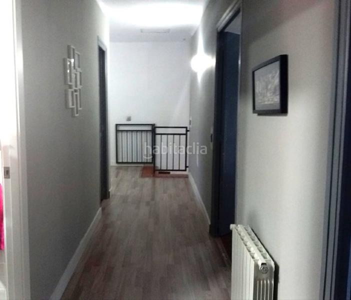 Foto 392cc22c-db6b-494f-9411-822874e979cb. Maison jumelée avec chauffage parking dans La plana Esparreguera