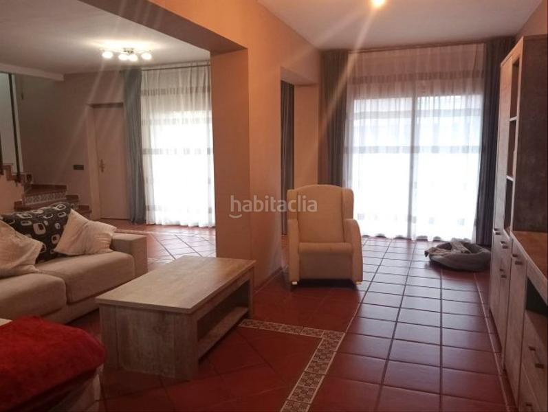 Foto 55a62586-7a26-482d-a3cc-91b6ab34f320. Maison jumelée avec chauffage parking dans La plana Esparreguera