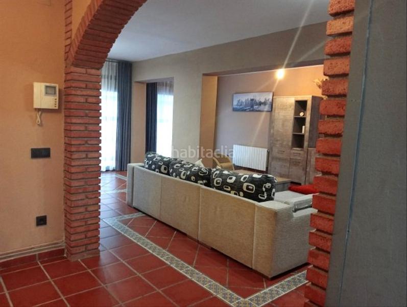 Foto 9d24f080-c4c5-4d90-8737-fc3bdc6eee37. Maison jumelée avec chauffage parking dans La plana Esparreguera