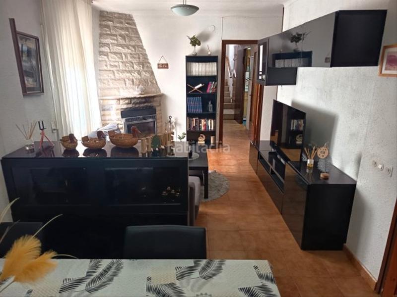 Foto 68969a96-2815-440b-862d-b719f47aaa8f. House with fireplace heating parking in Mas d´en Gall Esparreguera