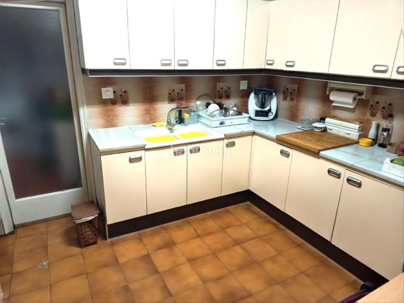 Foto a2aa1788-7762-4532-9d0a-acac1097911a. Pis amb calefacció a Nucli Urbà Esparreguera