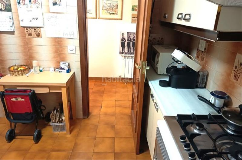 Foto f456fb03-8144-410a-8d2c-8b6bf487bcd8. Pis amb calefacció a Nucli Urbà Esparreguera