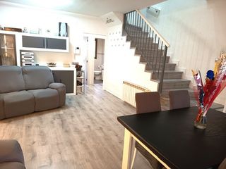 Reihenhaus in Bruc (El). Para entrar