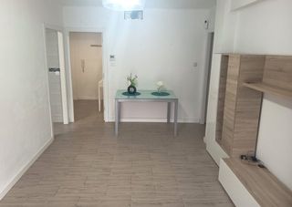 Etagenwohnung in Nucli Urbà. Para entrar
