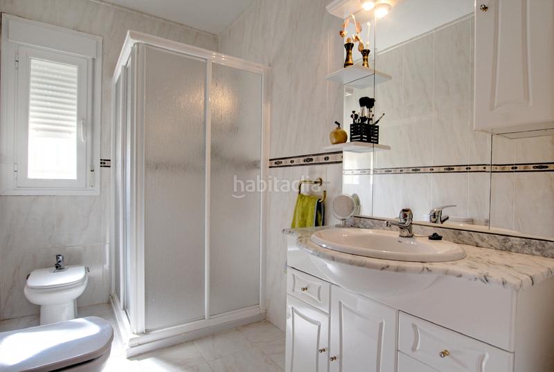 Foto 1df23c2f-3534-487f-875a-e36cceba177c. Chalet con camino riscaldamento parcheggio piscina in Nuevo Baztán