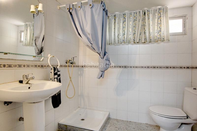 Foto b0d9bd45-d690-4fe8-bbb8-4133a079ffee. Chalet con camino riscaldamento parcheggio piscina in Nuevo Baztán