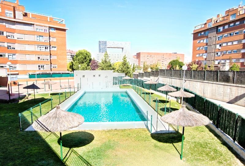 Foto 96e5eab2-be17-4a83-a136-3442b336fdf3. Appartamento con riscaldamento parcheggio piscina in Madrid