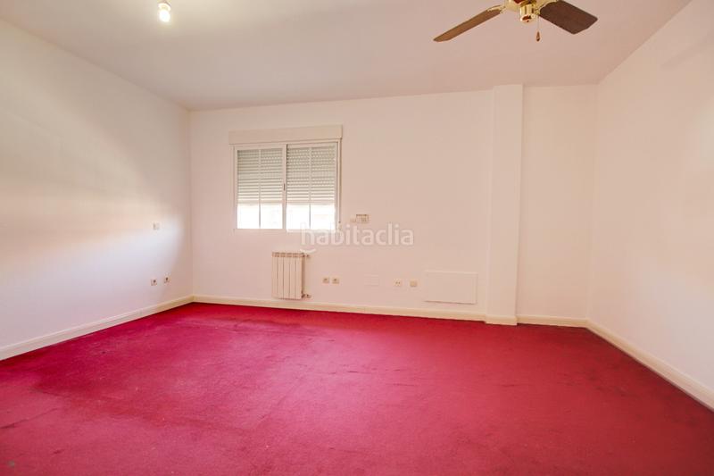 Foto 00246b71-26c3-476d-9a18-f82c064fe9f7. Casa adosada el hogar que siempre imaginaste… solo necesita tu toque. en Loeches